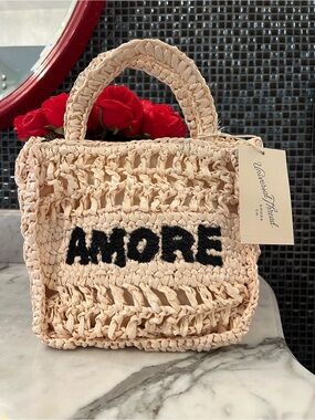 Amore Woven Raffia Tote crossbody bag